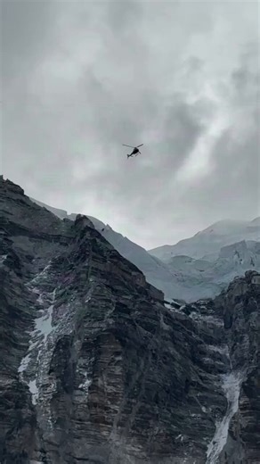 When I climbed Everest, while we were coming back down from the summit, one of the Sherpas actually told me about this scam & that they were gonna poison me but didn't because I was such a cool guy. A German climber they did poison on the way up died en route to the hospital