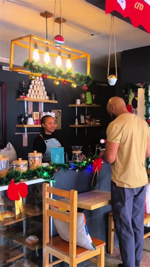 Merry Christmas 🎄 @Coffee Is chemistry @COFFEE SCHOOL #specailitycoffee #kalabcoffee #ethiopian_tik_tok🇪🇹🇪🇹🇪🇹🇪🇹ሀገሬethioian #coffeetime #kalabcoffeebarsitaschool