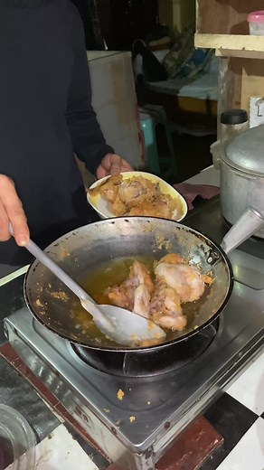 Easy to cook fried chicken☺️￼ | Insan vlog