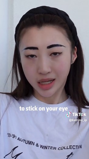 Waterproof Summer Makeup Tutorial for Pool and Beach Fun