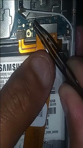 📍 Test Point en Placa del Samsung A01 Punto Exacto para Reparación #shorts