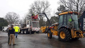 Limestone County train derailment causes minor issues, no injuries