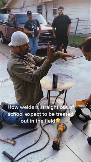 🤣🤣 Credit to @ricardo_nunezz (TikTok) 🔧𝗟𝗼𝘃𝗲 𝘄𝗲𝗹𝗱𝗶𝗻𝗴? 𝗝𝗼𝗶𝗻 𝗼𝘂𝗿 𝘄𝗲𝗹𝗱𝗶𝗻𝗴 𝗰𝗼𝗺𝗺𝘂𝗻𝗶𝘁𝘆—𝗳𝗼𝗹𝗹𝗼𝘄 𝗳𝗼𝗿 𝗶𝗻𝘀𝗽𝗶𝗿𝗮𝘁𝗶𝗼𝗻, 𝘁𝗶𝗽𝘀, 𝗮𝗻𝗱 𝗺𝗼𝗿𝗲!🔥 𝗖𝗹𝗶𝗰𝗸 𝘁𝗵𝗲 𝗹𝗶𝗻𝗸 𝗶𝗻 𝗼𝘂𝗿 𝗯𝗶𝗼👆👆 #arccaptain #metalfabrication #welders #metalworking #weldaddicts #weldingporn #metalart #weldaholics #manufacturing #diy #welding #welder #metalwork #weldinglife #weld #weldeverydamn #welding #tigwelding #migwelding #weldingmachine #weldingwork #weldingtips #