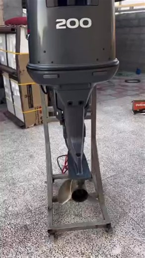 200hp Yamaha 2 stroke Yamaha outboard 290hours Complete accessories Price:$3,500 | outboard motor engines for sale