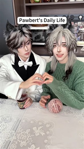cossky on Instagram: "Pawbert's Daily Life😊 CN:求关注餇饠烧怪盗gogo #anime #manga #game #movie #makeup #zootopia #lynxleyfamily #pawbertlynxley #kittylynxley #cattricklynxley #cos #cosplay #cosplayer #cosplaygirl #girl"