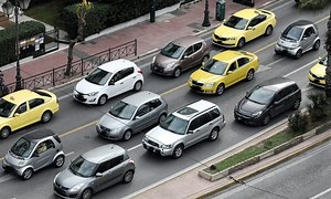 Τέλη κυκλοφορίας: Κλιμακωτά πρόστιμα από το 2025 – Η μεγάλη αλλαγή