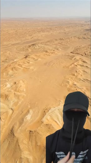 construction dans le désert #construction #flypシ #francetiktok #ramadan #renovation