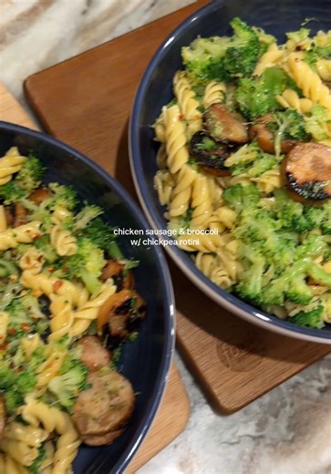One of our favorite meals to make it’s healthy 🥦 @Whole Foods Market #chickensausage #broccoli #pasta #dinnerideastiktok #healthydinner