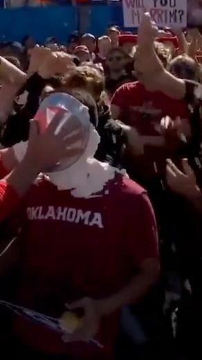 12K views · 126 reactions | Nick Lachey JUST PIED AN Oklahoma FAN 不 | Big Noon Kickoff on FOX | Facebook
