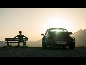 The Widowmaker: Porsche 911 Turbo 3.3 (930) - Davide Cironi Drive Experience (SUBS)