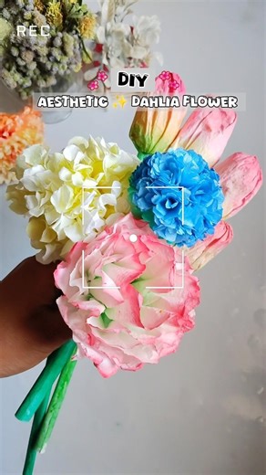 Diy aesthetic ✨ dahlia flower by tissue paper 🗞️#diy #viral #craft #flowers