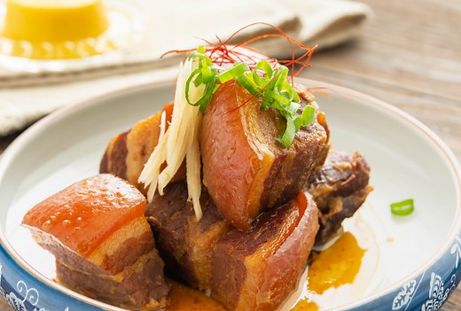 沖縄料理「ラフテー」とは？角煮との違いや作り方もご紹介 | デリッシュキッチン