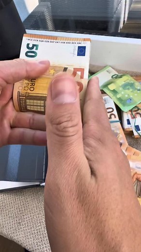 Counting & crinkling euro notes — just for the sound and the visuals 👂👀 Pure ASMR vibes, no real transactions 🔒 #asmr #fyp #fürdich #cash #euro #geld #oddlysatisfying #counting | Euro Whispers ASMR