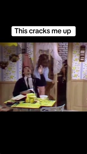 #snl #saturdaynightlive #DanAykroyd #billmurray #GildaRadner #refrigerator #refrigeratorrepairman #norge #fullmoon #longdivision #70stv #homework #students #wisecrack #butcrackchallenge