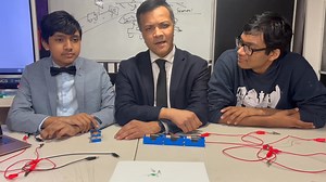 Construction of a Parallel Electrical Circuit | Bari Science Lab
