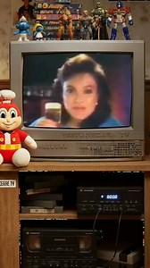 8.4K views · 105 reactions |  Naalala mo pa ba ang Lagerlite Beer commercial noong ’80s na tampok ang batang journalist na si Loren Legarda, bago pa siya naging senador? Balikan ang retro beer vibes at ibahagi ang iyong alaala sa comments! #LagerliteBeer #LorenLegarda #80sCommercials #YesteryearsReimagined #PinoyNostalgia #RetroAds #ThrowbackTVC #ClassicAds #PinoyJournalism | Yesteryears TV | Facebook