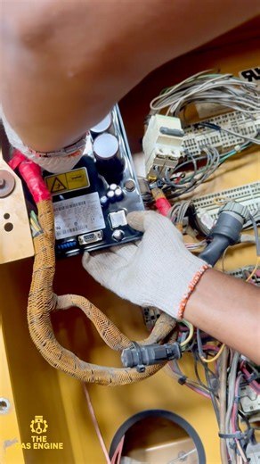 73K views · 1.2K reactions | Installing a brand-new CDVR (Voltage Regulator) — ensuring precision control, stable power, and reliable performance for every heartbeat of the generator. #fblifestyle #caterpillar #thegasengine #G3516 #cdvr #generatorservices #gasgenerator | The Gas Engine | Facebook