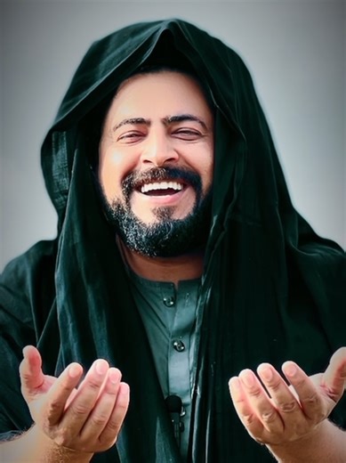 Mamoooo: A Social Media Sensation