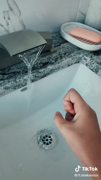 Hydrokinesis while I'm home alone!!! || #fyp #viral #eleven