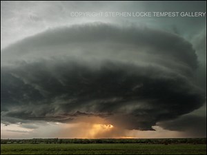 Awesome video shows supercell thunderstorm development