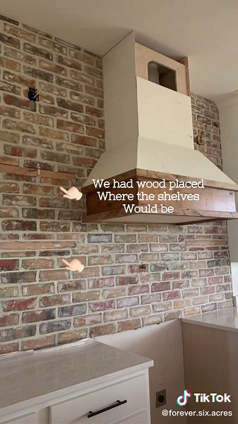 All the kitchen brick backsplash details here!#kitchenbacksplash #kitchenbacksplashideas #brickwall #bricktok #farmhousekitchen #farmhousekitchens #farmhousekitchenstyle #kitchenstyling #countrykitchen