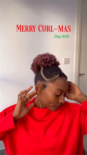 High puff curly hairstyle idea for the holiday🎄 🎊 #hairstyletutorial #diyhairstyle #naturalhairstyle