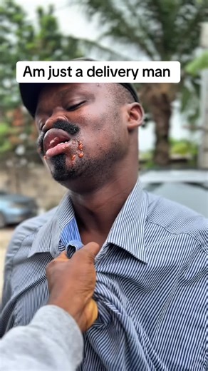 Funny Delivery Man Scene That Will Make You Laugh