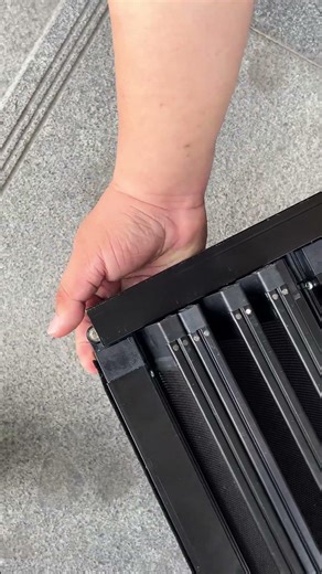 Aluminum Alloy Folding Sliding Doors That Can Be Installed in Just 10 Minutes