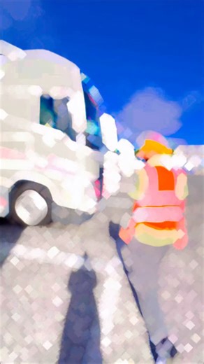 Mr Singh Vlog on Instagram: "Spain di garmi ❎✅🔥😱 @mr_singhvlog #truck #punjabidriver #followback #europe #lithuania #latvia #truckdriver #code95 #europedriver #truckdriver #trending #instagood #photography #drivery #trucking #indiandriver #instagram #reel #mrsinghvlog"