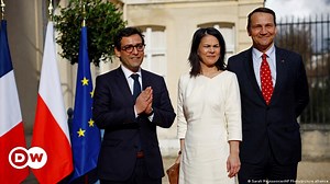 Ukraine updates: Germany, Poland, France meet on Ukraine