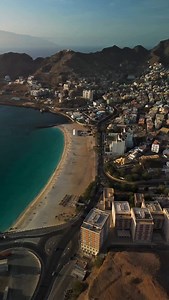 A panoramic journey through the heart of Mindelo, São Vicente🇨🇻 #CVEI 🇨🇻 The Best Of Cape Verde 🇨🇻 ✨Tailor-made trips | Inter-island tickets ✨Accommodation | Excursions | Activities 🔗 www.capvertenimages.com 💼 Tourism Agency : @sodezatours 📧 booking@sodezatours.com 📸 Tag us in your pics ✨Credit : @fly.and.focus | Cap Vert En Images