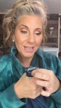 This is a quick way to fray jeans! #fray #diy #fashionhack #howtofray #diyhacks