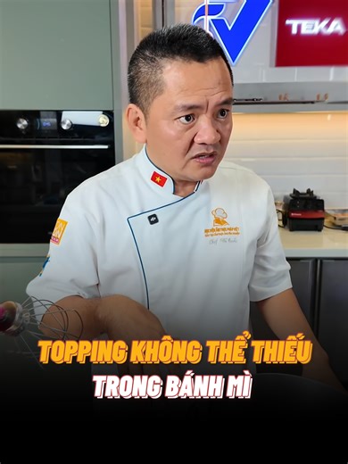 Bơ trứng là một trong những loại topping không thể thiếu để tạo nên hương vị đặc trưng cho bánh mì Việt Nam. Dưới đây là 3 bí kíp giúp bạn đánh bơ trứng thành công ngay từ lần đầu tiên mà không lo bị hỏng hay tách dầu. #monngonkinhdoanh #voquocchef #monngonngaytet #hocvienamthucphapviet #monngonvietnam #VoQuocChef #cookingtips