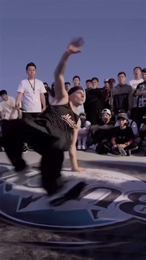 Kuzya / footwork / #dance #breakdance #hiphop #bbreak #breaking #bboy #dancer #freestyle