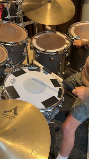 Teaching Shuffle Floor tom groove and fill 🥁 #drumlesson #drummer #shuffle