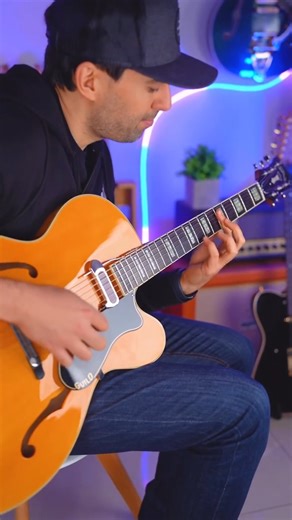 #FeatureFriday: This Friday we're enjoying this jazzy jam from Alan Iarussi and his Guild A-150 Savoy guitar! Repost: @alaniarussi "Jazzy sounds today 🎶✨ Loving the warm tone of my @guildguitars A-150 🎸 " | Guild Guitars