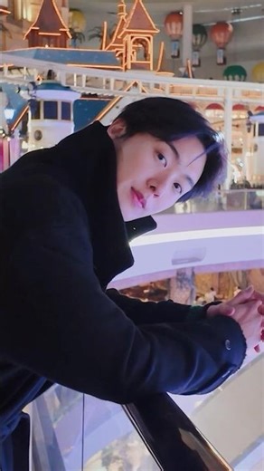 Santa Tell Me (Ariana Grande)' Cover by 산하 #윤산하 #YOONSANHA #아스트로 #ASTRO