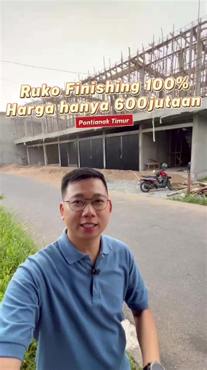 RUKO TANJUNG RAYA 2 – JALAN AMANAH Pontianak Timur Dari 6 unit, tersisa hanya 3 unit ❗️ Kesempatan emas memiliki ruko strategis siap huni & siap usaha 🏢 Ruko Nomor 1 (Hook / Sudut) Luas Tanah: 8 x 16 Luas Bangunan: • Lantai 1 : 6 x 10,5 • ⁠Lantai 2 : 6 x 12 Fasilitas: PDAM, Listrik 2200 Watt, Pintu besi folding SHM & IMB lengkap Parkir full cor Halaman samping 2 meter (lebih luas & lega) 🏢 Ruko Nomor 2 & 3 Luas Tanah: 4 x 16 Luas Bangunan: • Lantai 1 : 4 x 10,5 • Lantai 2 : 4 x 12 Fasilitas: P