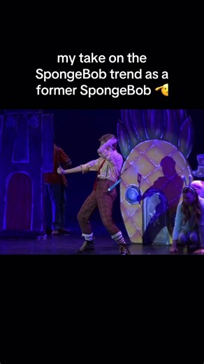 is this just as excuse to post about SpongeBob again. Yes, yes it is. #spongebobsquarepants #spongebobmusical #ethanslater