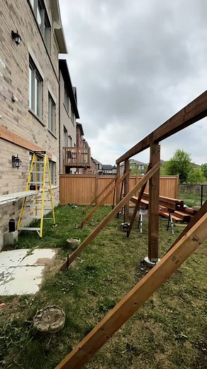 Building a Second Level Deck: A Step-by-Step Guide