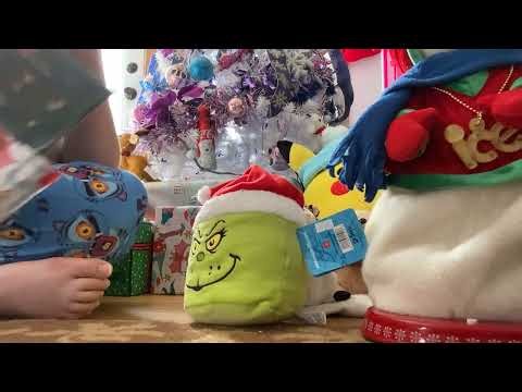 ￼ Opening Christmas presents