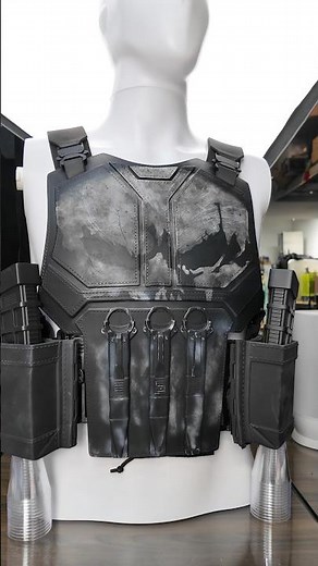 🔥 3D Printed Punisher Armor + 100% Hand Painted Skull Logo! Screen Accurate? #spiderman #3dprinting