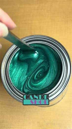 Tree Frog Pearl Coat - Sparkling Turquoise Green