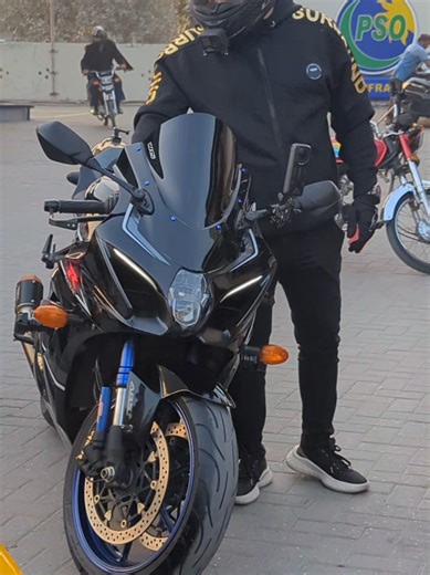 Experience the Power of the Suzuki GSX-R 1000