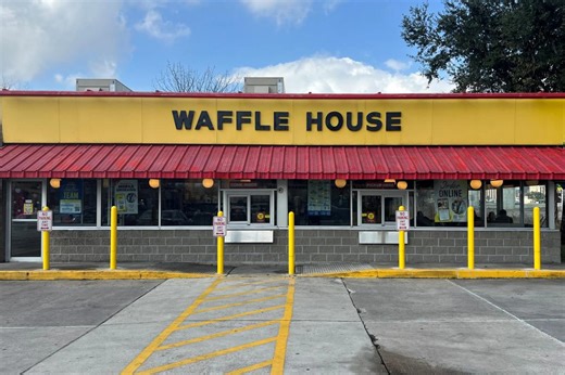 Waffle House security guard zip-ties patron, 62, zaps him with stun gun and bear spray: lawsuit