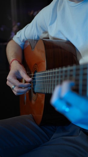 38K views · 768 reactions | Thinking Out Loud #guitar #tutorial #guitarra #guitare #violao #ギター #guitarlessons #guitartutorial #guitarchords #guitartips #guitare #guitarra #musiclessons #guitarteacher #guitarlesson #guitarlove #acousticguitar #fingerstyle #classicalguitar #chords #tabs | Rostheo | Facebook