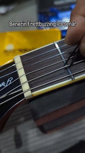 634K views · 3.1K reactions | Benerin Fretbuzzing gitar,.. | R Musik Store | Facebook