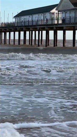 🌊 Views of Southwold Pier at High Tide 🌅