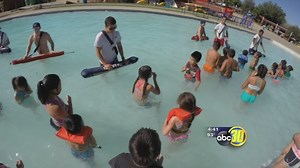 Wild Water participates in world's largest swimming lesson attempt