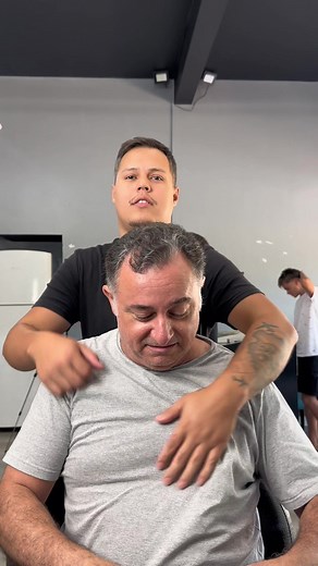 Barbershop Haircut and Styling Techniques